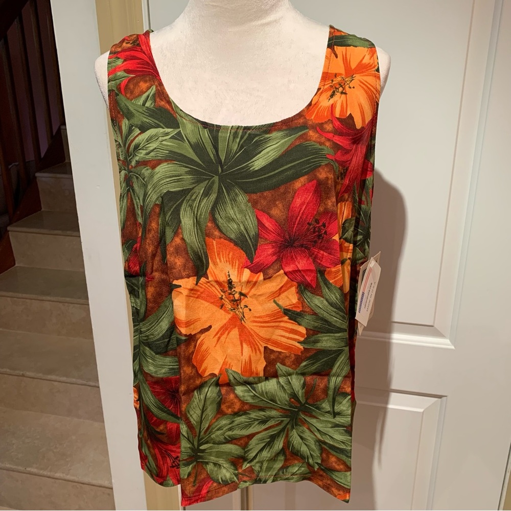 UZZI. Amphibious Gear. Tropical floral print shirt.‎ Sleeveless top. Colo…